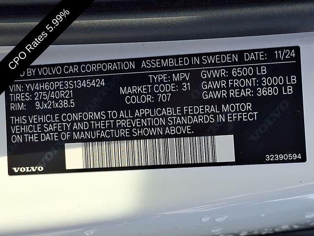 2025 Volvo XC90 Plug-In Hybrid T8 AWD Plus 7-Seater