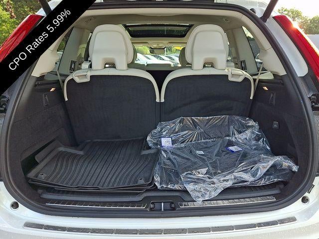 2025 Volvo XC90 Plug-In Hybrid T8 AWD Plus 7-Seater
