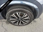 2025 Volvo XC90 Plug-In Hybrid T8 AWD Plus 7-Seater
