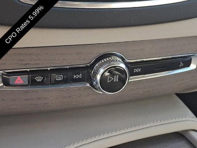 2025 Volvo XC90 Plug-In Hybrid T8 AWD Ultra 7-Seater