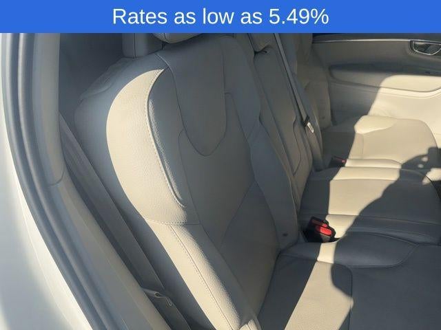 2023 Volvo XC90 B5 AWD Core 7P