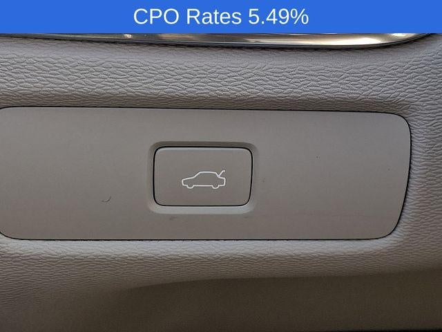 2023 Volvo XC60 B5 AWD Ultimate Bright Theme