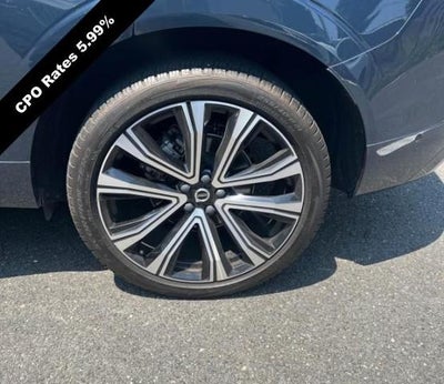 2023 Volvo XC60 B5 AWD Ultimate Bright Theme