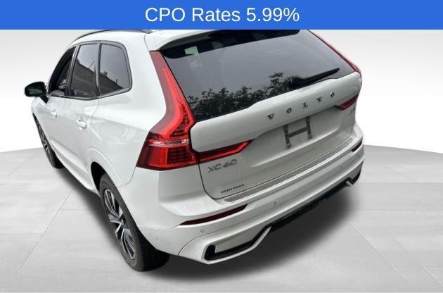 2024 Volvo XC60 B5 AWD Core Dark Theme