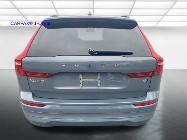 2022 Volvo XC60 B5 AWD Momentum