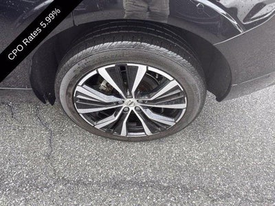 2024 Volvo XC60 B5 AWD Plus Dark Theme