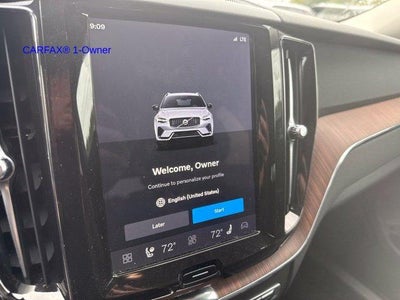 2024 Volvo XC60 B5 AWD Plus Dark Theme