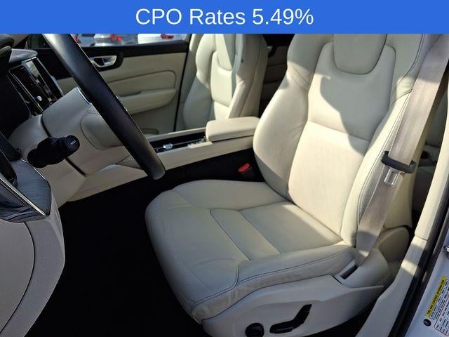 2024 Volvo XC60 B5 AWD Plus Dark Theme