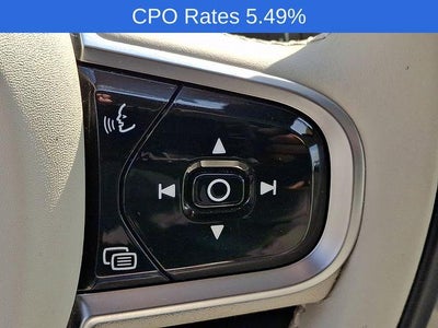 2024 Volvo XC60 B5 AWD Plus Dark Theme