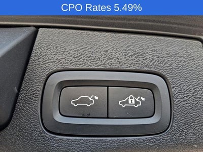 2024 Volvo XC60 B5 AWD Plus Dark Theme