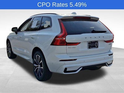 2024 Volvo XC60 B5 AWD Plus Dark Theme