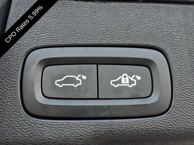 2024 Volvo XC60 B5 AWD Plus Dark Theme
