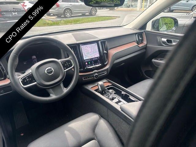 2024 Volvo XC60 B5 AWD Plus Dark Theme