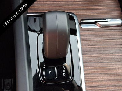 2024 Volvo XC60 B5 AWD Plus Dark Theme
