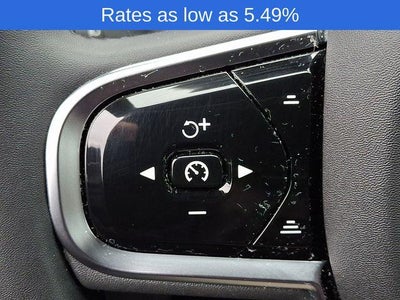 2024 Volvo XC60 B5 AWD Plus Dark Theme