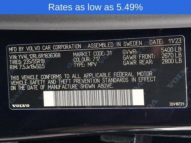 2024 Volvo XC60 B5 AWD Plus Dark Theme