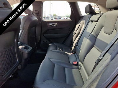 2024 Volvo XC60 B5 AWD Plus Dark Theme