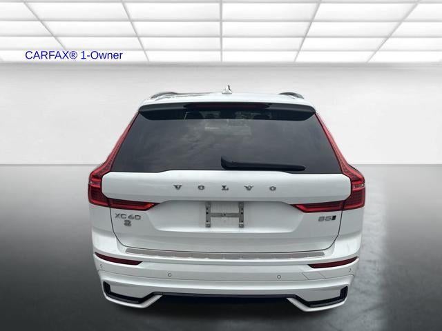 2024 Volvo XC60 B5 AWD Plus Dark Theme