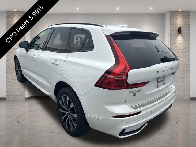 2024 Volvo XC60 B5 AWD Plus Dark Theme