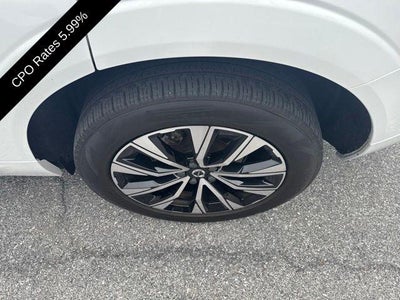 2024 Volvo XC60 B5 AWD Plus Dark Theme