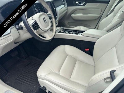 2024 Volvo XC60 B5 AWD Plus Dark Theme