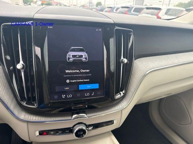 2024 Volvo XC60 B5 AWD Plus Dark Theme