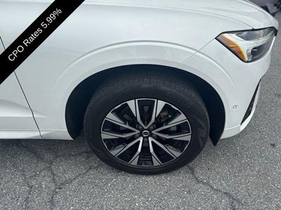 2024 Volvo XC60 B5 AWD Plus Dark Theme