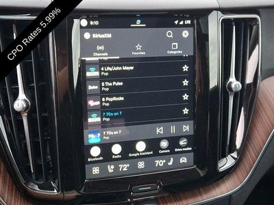 2024 Volvo XC60 B5 AWD Plus Dark Theme