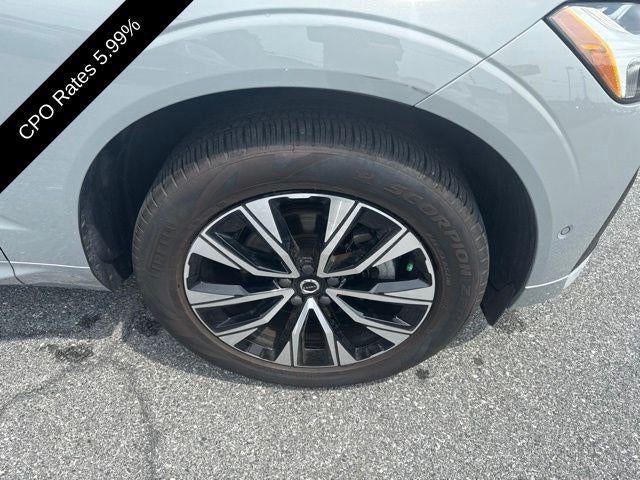 2024 Volvo XC60 B5 AWD Plus Dark Theme