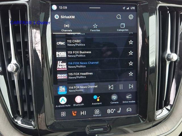 2023 Volvo XC60 B5 AWD Plus Bright Theme