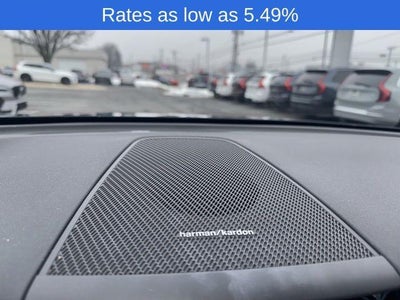 2023 Volvo XC60 B5 AWD Plus Bright Theme