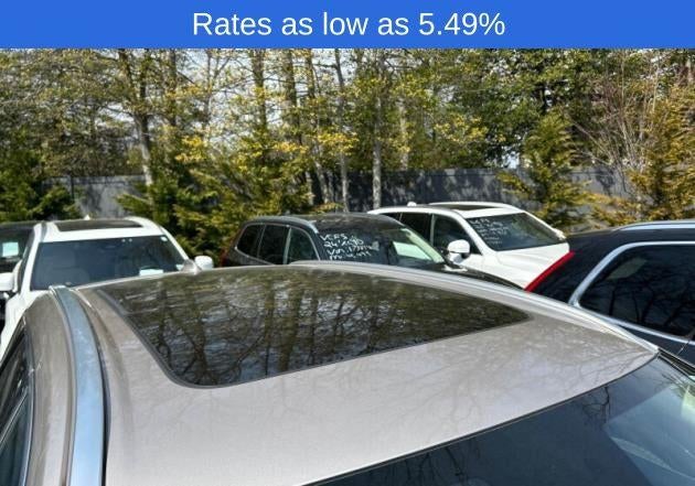 2023 Volvo XC60 B5 AWD Plus Bright Theme