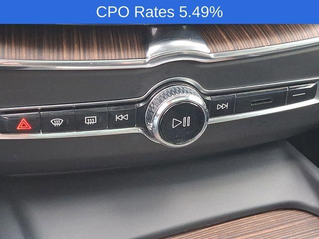 2023 Volvo XC60 B5 AWD Plus Bright Theme