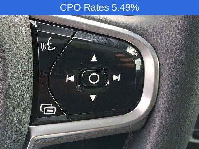 2023 Volvo XC60 B5 AWD Plus Bright Theme