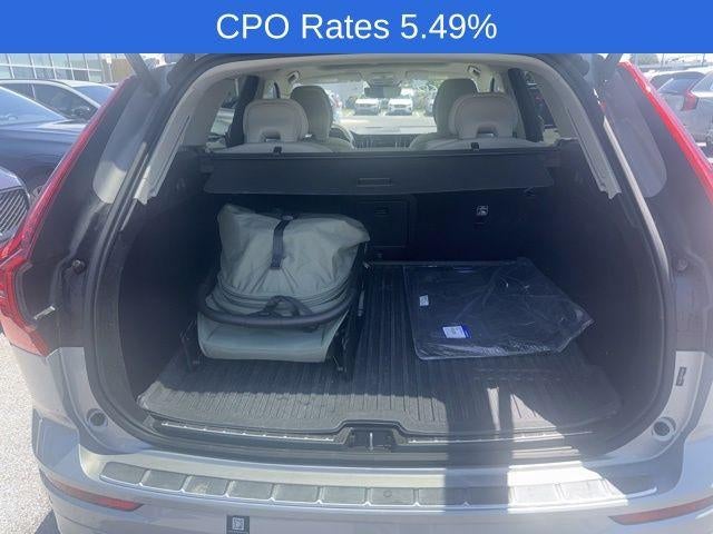 2023 Volvo XC60 B5 AWD Plus Bright Theme