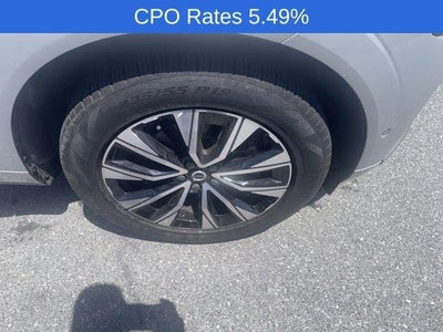 2023 Volvo XC60 B5 AWD Plus Bright Theme