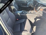 2023 Volvo XC60 B5 AWD Plus Bright Theme