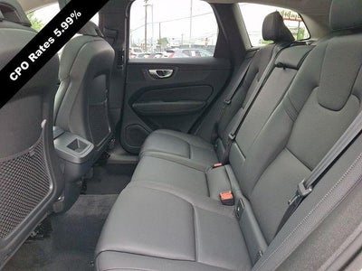 2023 Volvo XC60 B5 AWD Plus Bright Theme