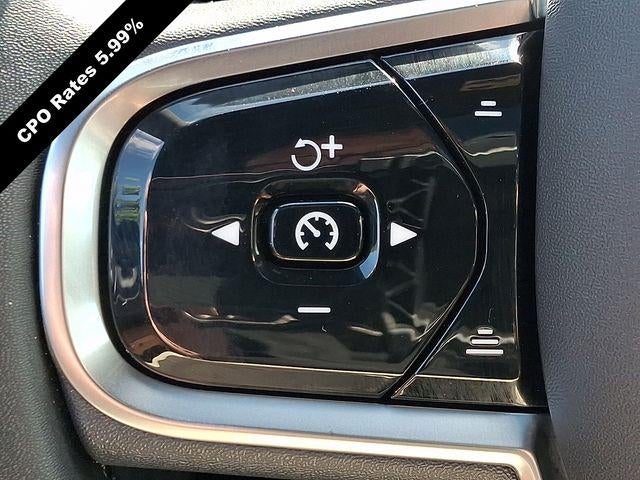 2023 Volvo XC60 B5 AWD Plus Bright Theme