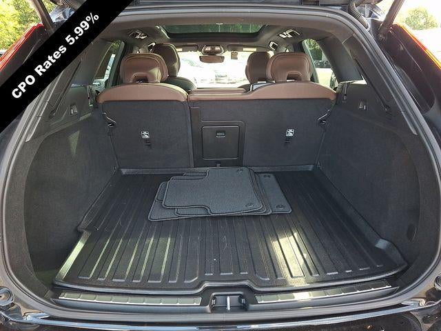 2023 Volvo XC60 B5 AWD Plus Bright Theme