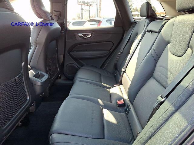 2023 Volvo XC60 B5 AWD Plus Bright Theme