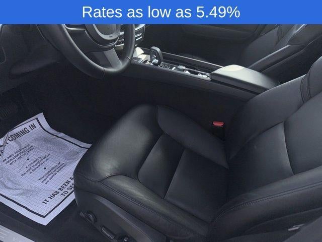 2023 Volvo XC60 B5 AWD Core