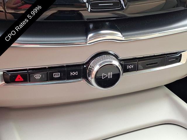 2023 Volvo XC60 B5 AWD Core