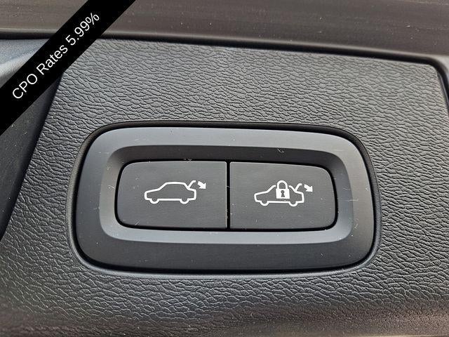 2023 Volvo XC60 B5 AWD Core