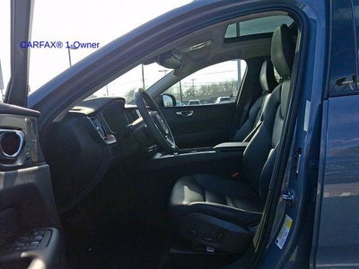 2023 Volvo XC60 B5 AWD Plus Dark Theme