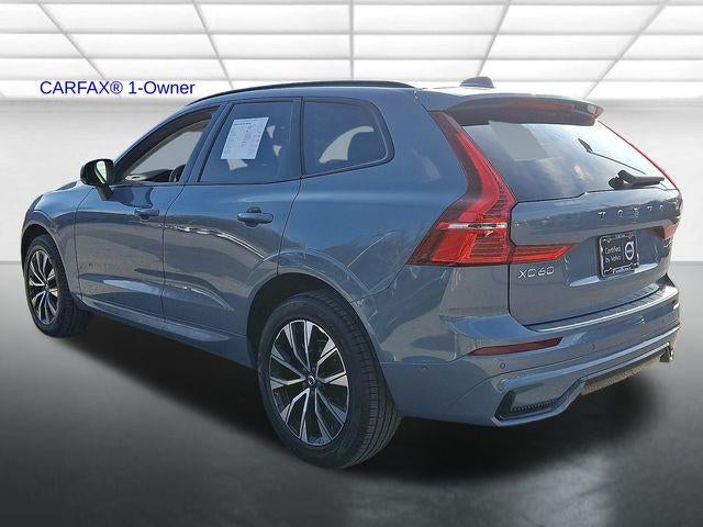2023 Volvo XC60 B5 AWD Plus Dark Theme
