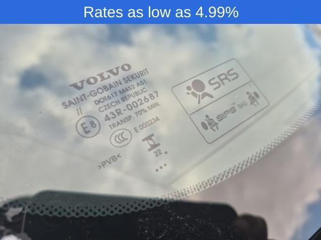 2023 Volvo XC60 B5 AWD Plus Dark Theme