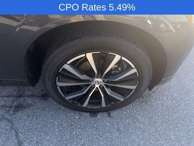 2023 Volvo XC60 B5 AWD Plus Dark Theme