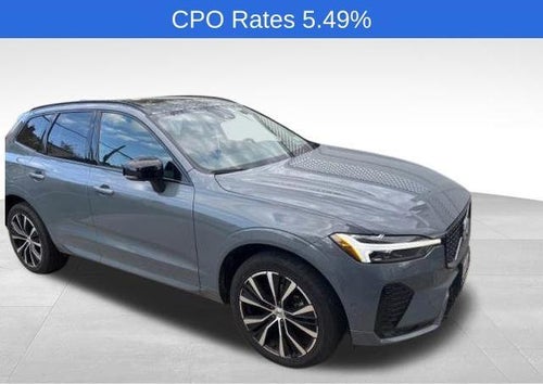 2023 Volvo XC60 B5 AWD Plus Dark Theme