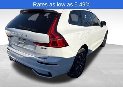 2023 Volvo XC60 B5 AWD Plus Dark Theme